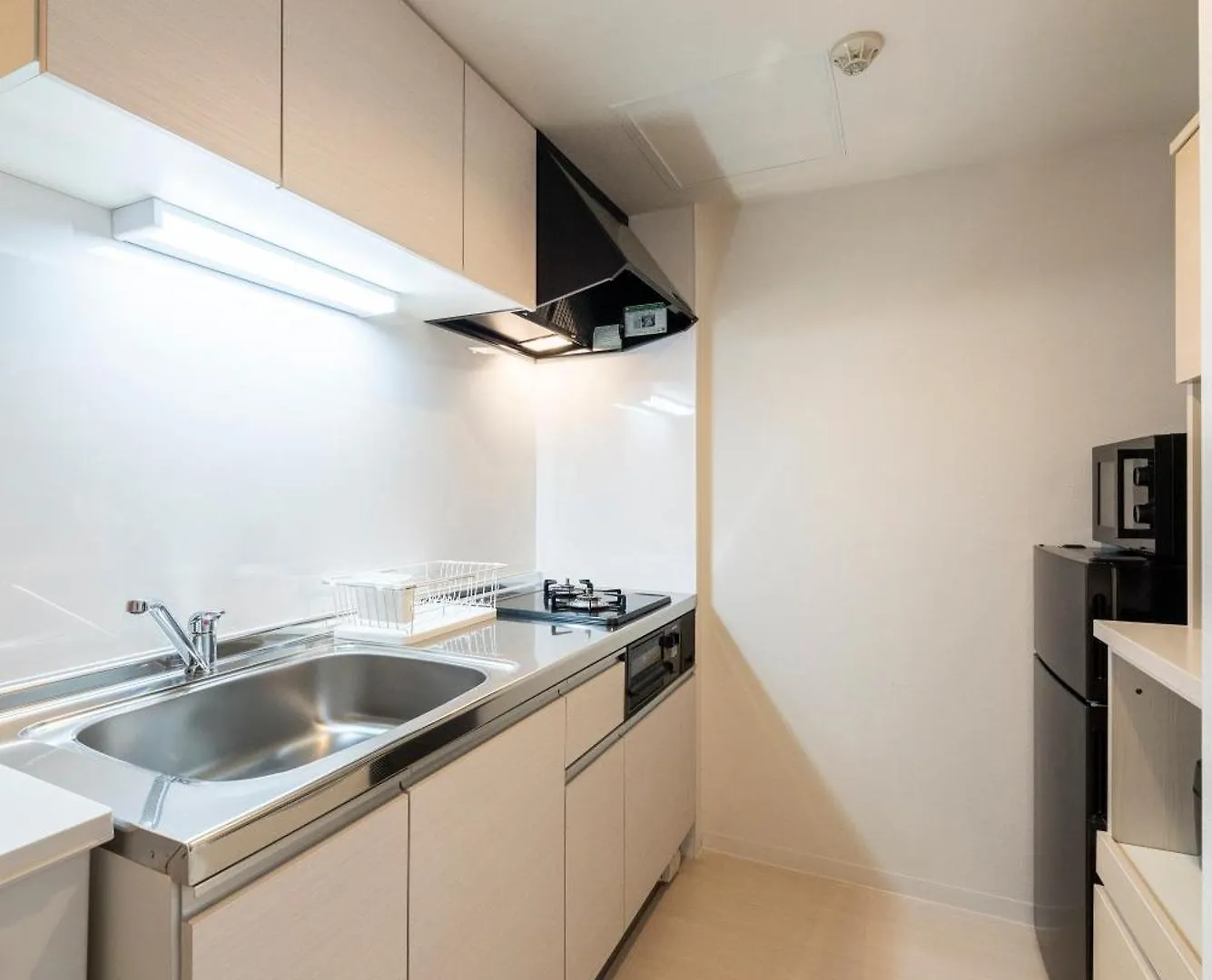 Unakite Sapporo Apartment